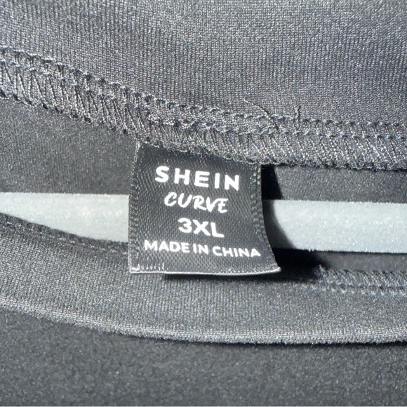 SHEIN Black and Tan Long Sleeve Dress - Picture 3 of 5